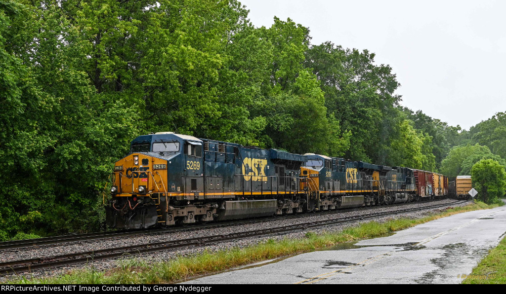 CSX 5269 waiting in the rain